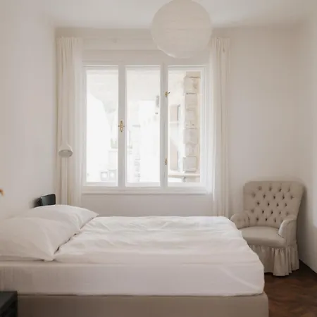 Zweitwohnsitz Bed & Breakfast