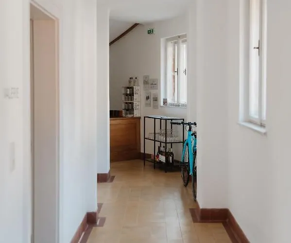 Zweitwohnsitz Bed & Breakfast